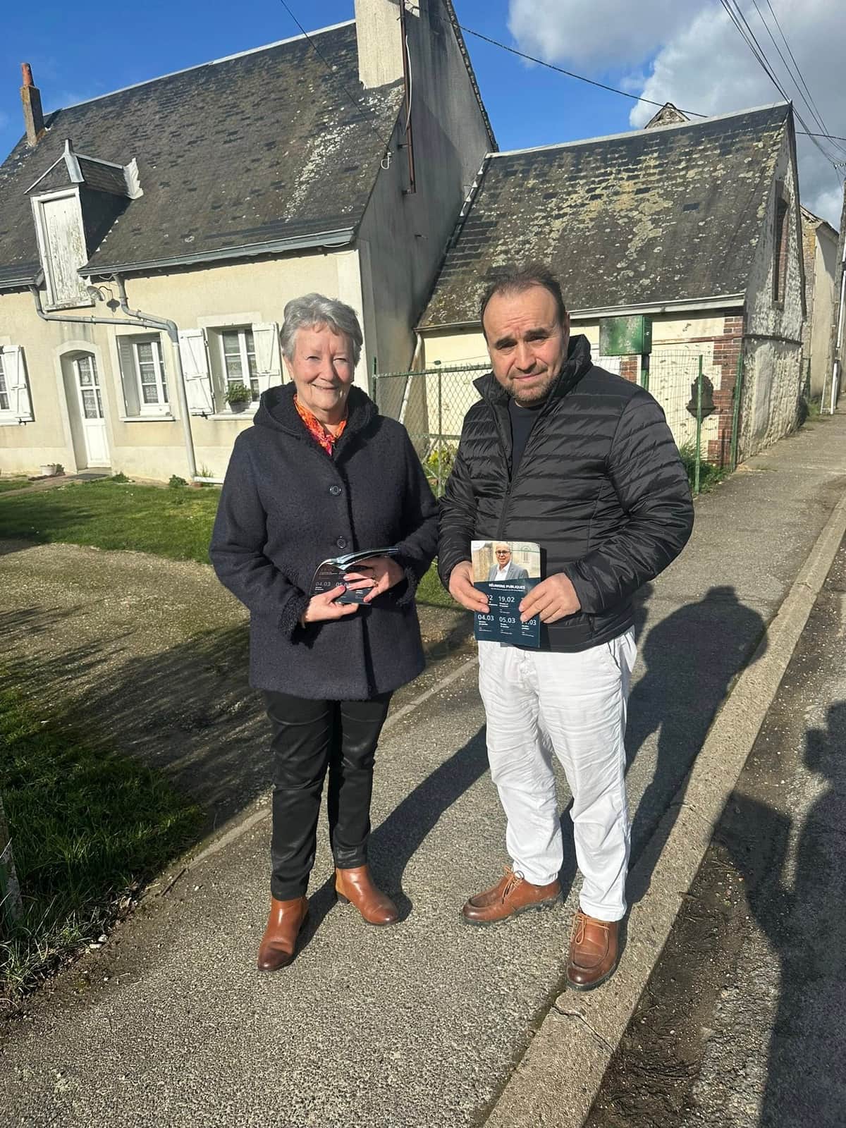 Porte-à-porte à la Brouaze et Donnemain