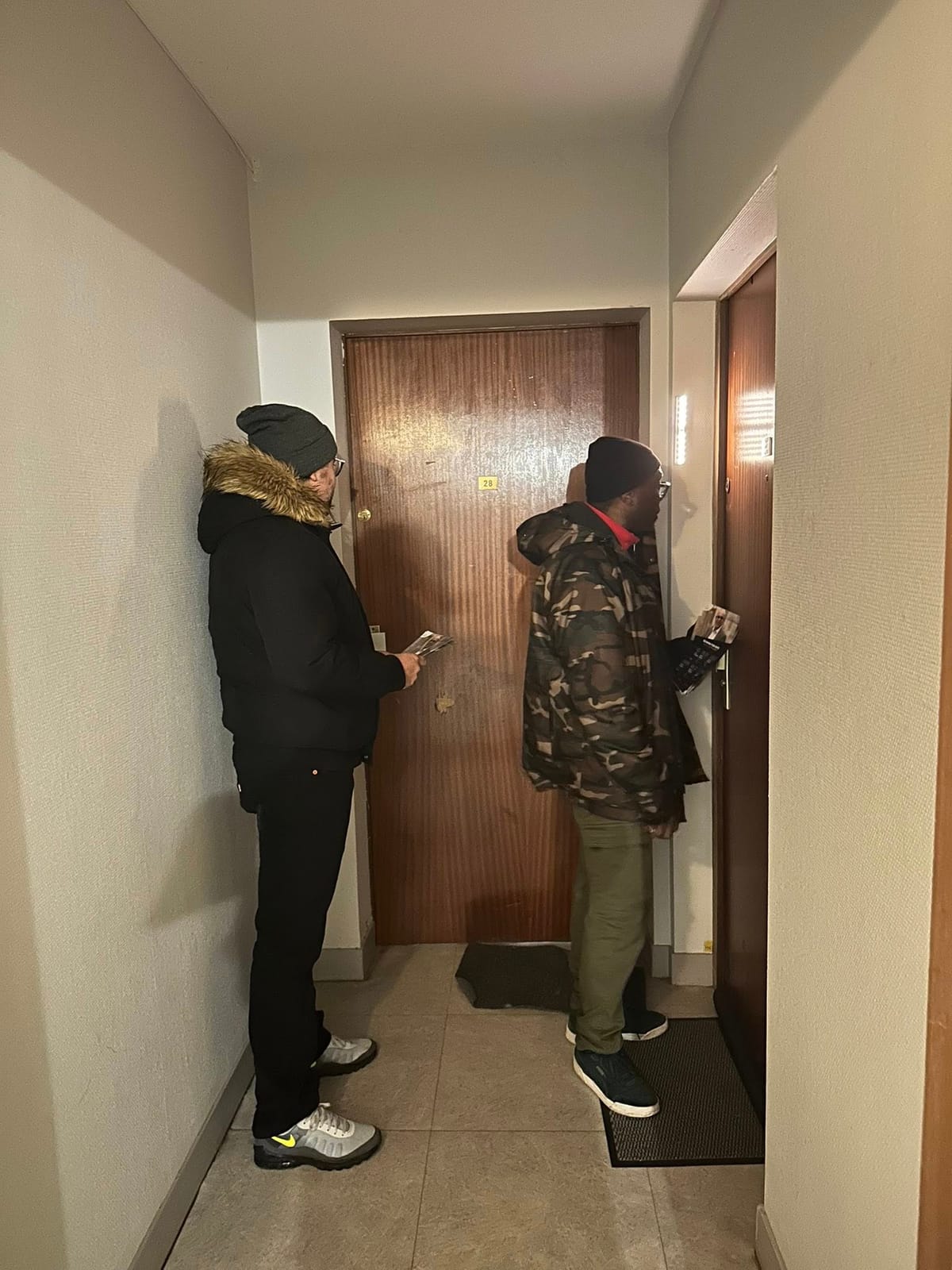 Porte-à-porte au centre-ville